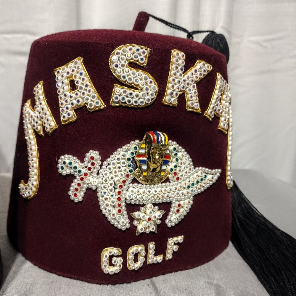 NFL great, Ron Widby's Shriners Fez with original case